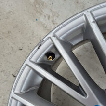 Laden Sie das Bild in den Galerie-Viewer, 1x Alufelge 18 Zoll 8.5" 5x112 Zum Streichen 8S0601025D Audi Tt Rim Wheel FEL1237472343it