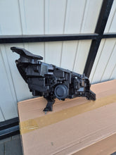 Laden Sie das Bild in den Galerie-Viewer, Frontscheinwerfer Peugeot 2008 II 9833036380 LED Links Scheinwerfer Headlight SCH5260848252qi