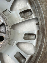 Load image into Gallery viewer, 1x Alufelge 20 Zoll 8.5" 5x120 47ET CK5M1007EA Land Rover Rim Wheel FEL3835825425el