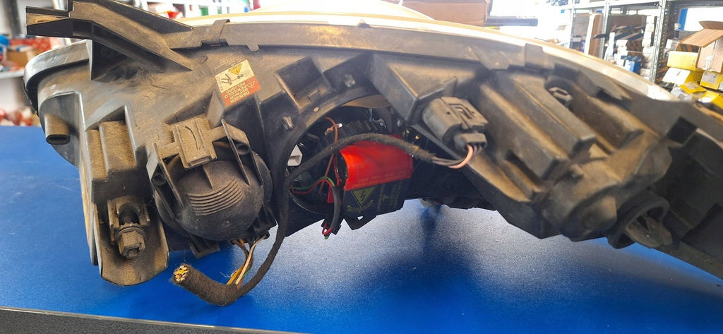 Frontscheinwerfer Mercedes-Benz W169 A168201261 Vorderseite Headlight SCH8881665577bq