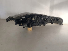 Laden Sie das Bild in den Galerie-Viewer, Frontscheinwerfer Toyota Corolla 81150-02S70 LED Links Scheinwerfer Headlight SCH9358933896xx