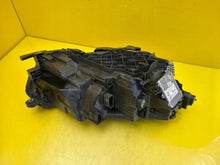 Laden Sie das Bild in den Galerie-Viewer, Frontscheinwerfer Skoda Octavia IV 5E4941009 Links Scheinwerfer Headlight SCH2554921859vb