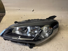 Laden Sie das Bild in den Galerie-Viewer, Frontscheinwerfer Fiat Doblo 521094580 Links Scheinwerfer Headlight SCH6672541468fx