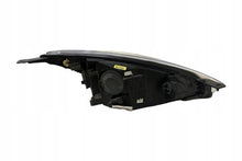 Laden Sie das Bild in den Galerie-Viewer, Frontscheinwerfer Ford Fiesta I H1BB13101CH Links Scheinwerfer Headlight SCH7401112443bl