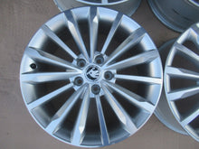 Laden Sie das Bild in den Galerie-Viewer, 4x Alufelge 18 Zoll 7.0" 5x112 43ET Glanz Silber 565601025E Skoda I Rim Wheel FEL8231487583in