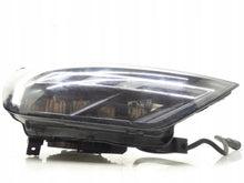 Laden Sie das Bild in den Galerie-Viewer, Frontscheinwerfer Audi A1 82A941034E FALSE Scheinwerfer Headlight SCH4130417727ku