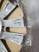 Load image into Gallery viewer, 1x Alufelge 17 Zoll 7.0" 5x112 54ET Glanz Silber 5K0601025Q VW Golf V Plus FEL8225365074pm