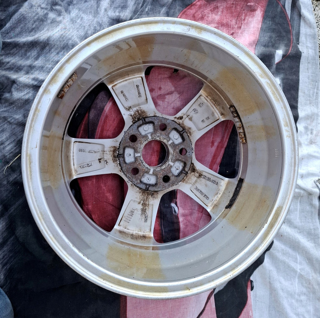 1x Alufelge 16 Zoll 6.0" 5x112 50ET Glanz Silber 1T4071496C VW I Rim Wheel FEL5739738238lo