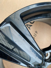 Load image into Gallery viewer, 1x Alufelge 18 Zoll 7.0" 5x114.3 45ET Schwarz Lexus Rim Wheel FEL1002290102xs