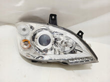 Laden Sie das Bild in den Galerie-Viewer, Frontscheinwerfer Mercedes-Benz Vito W639 A6398202961 1ZS009627-32 Xenon Rechts
