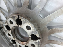 Laden Sie das Bild in den Galerie-Viewer, 1x Alufelge 17 Zoll 7.5" 5x112 29ET Glanz Silber 8W0601025AE Audi A4 B9 FEL2014765787dw