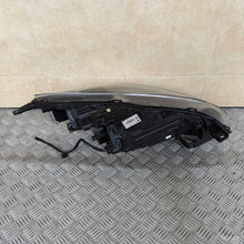 Laden Sie das Bild in den Galerie-Viewer, Frontscheinwerfer Ford Kuga III LV4B-13W029-AK LV4B-13W030-AK LED Ein Satz SCH6477543878mh