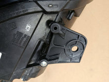Laden Sie das Bild in den Galerie-Viewer, Frontscheinwerfer Renault Captur II 260608054R Full LED Links Headlight SCH6153773799dh