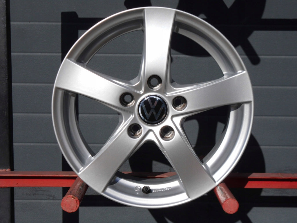 4x Alufelge 15 Zoll 6.0" 5x112 43ET Glanz Silber Seat Leon Octavia III Golf Viii FEL1667635927xs