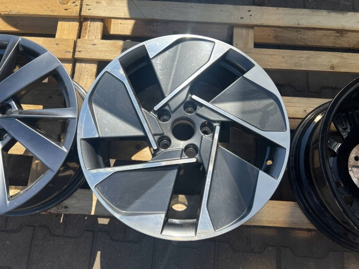 1x Alufelge 18 Zoll 5x112 10A601025C VW Id.3 Rim Wheel FEL7089558024cs