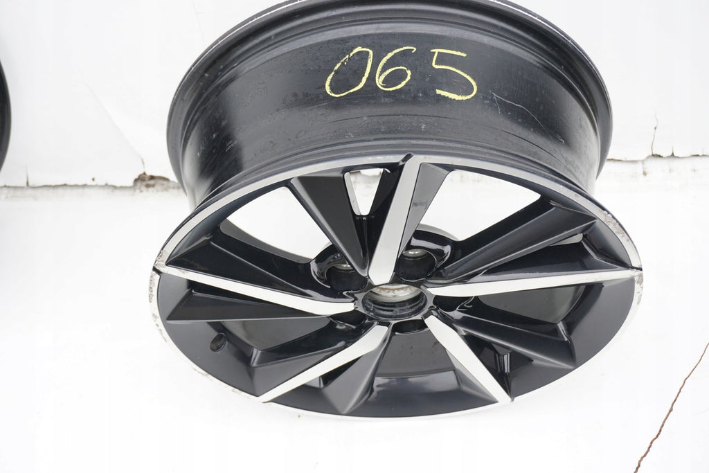 1x Alufelge 17 Zoll 7.0" 5x114.3 50ET Glanz Schwarz PW457-02001 Toyota Rim Wheel