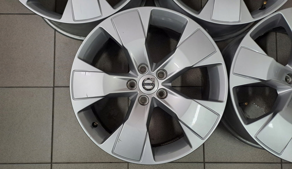 4x Alufelge 18 Zoll 7.5" 5x108 50 5ET Glanz Silber 31471553 Volvo I Rim Wheel FEL2954514586ae
