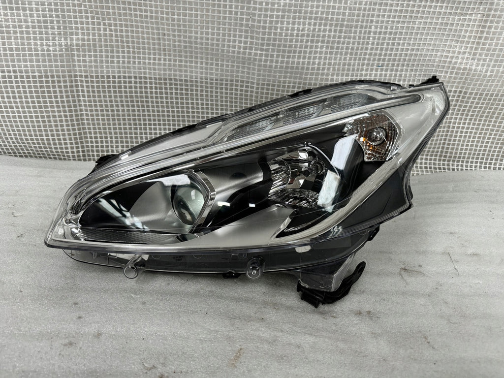 Frontscheinwerfer Peugeot 208 9822690480 90132563 Links Scheinwerfer Headlight