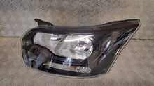 Laden Sie das Bild in den Galerie-Viewer, Frontscheinwerfer Ford Transit GK31-13W030-BC Ein Stück (Rechts oder Links)