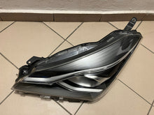 Load image into Gallery viewer, Frontscheinwerfer Toyota Yaris LED Links Scheinwerfer Headlight