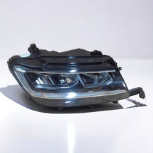 Laden Sie das Bild in den Galerie-Viewer, Frontscheinwerfer VW Tiguan 5N941036D LED Rechts Scheinwerfer Headlight