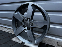 Laden Sie das Bild in den Galerie-Viewer, 1x Alufelge 18 Zoll 7.0" 5x112 43ET Glanz Graphit 8U0601025T Audi Rim Wheel FEL1487117016br