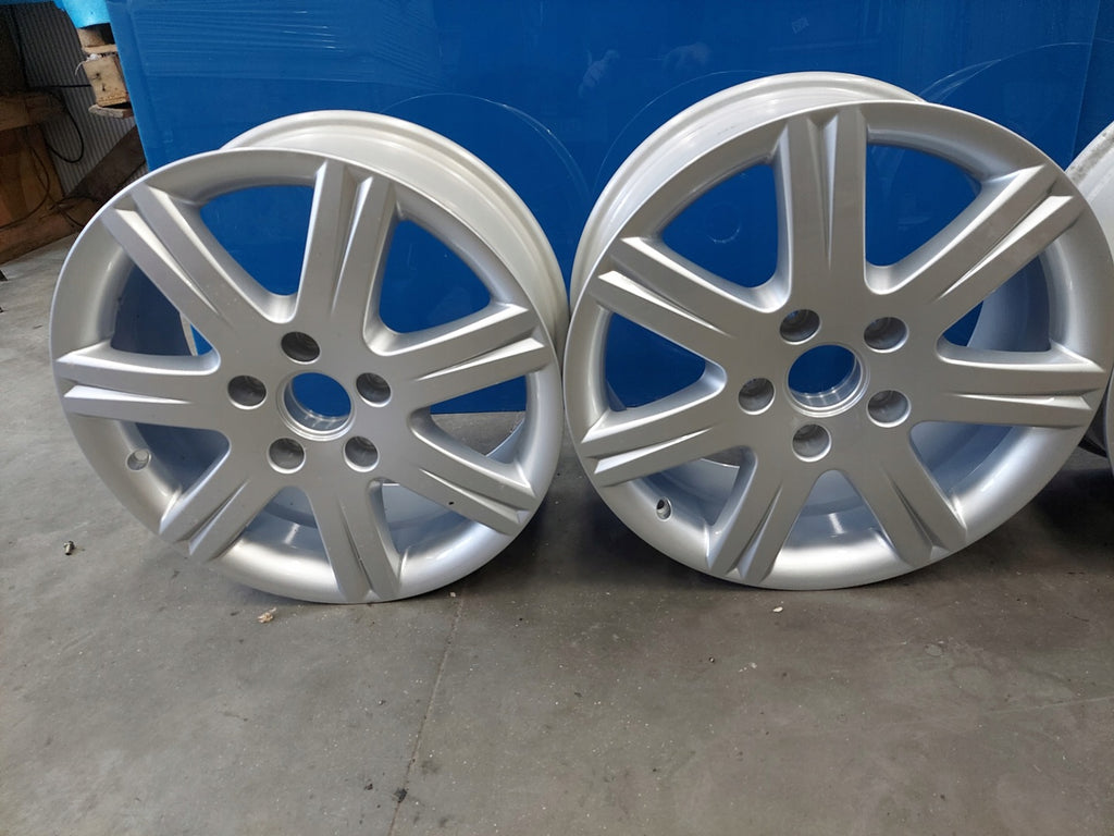 4x Alufelge 18 Zoll 7.5" 5x130 53ET Glanz Silber 4L0071498 Audi Q7 Rim Wheel
