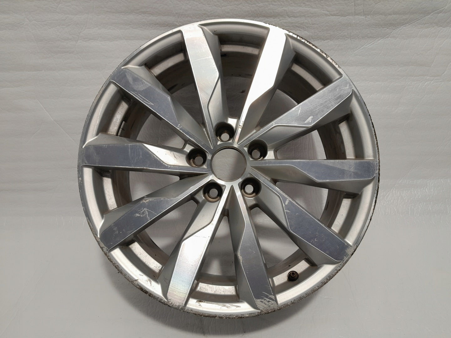 1x Alufelge 18 Zoll 8.0