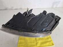 Load image into Gallery viewer, Frontscheinwerfer Hyundai I30 92102-2R000 Rechts Scheinwerfer Headlight SCH7764569462cv
