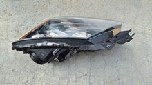 Load image into Gallery viewer, Frontscheinwerfer Mazda Cx7 Xenon Links Scheinwerfer Headlight