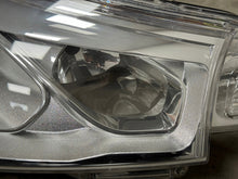 Laden Sie das Bild in den Galerie-Viewer, Frontscheinwerfer Citroën C4 Aircross 1608386980 1608874480 1608874380 Rechts SCH2464727687mh