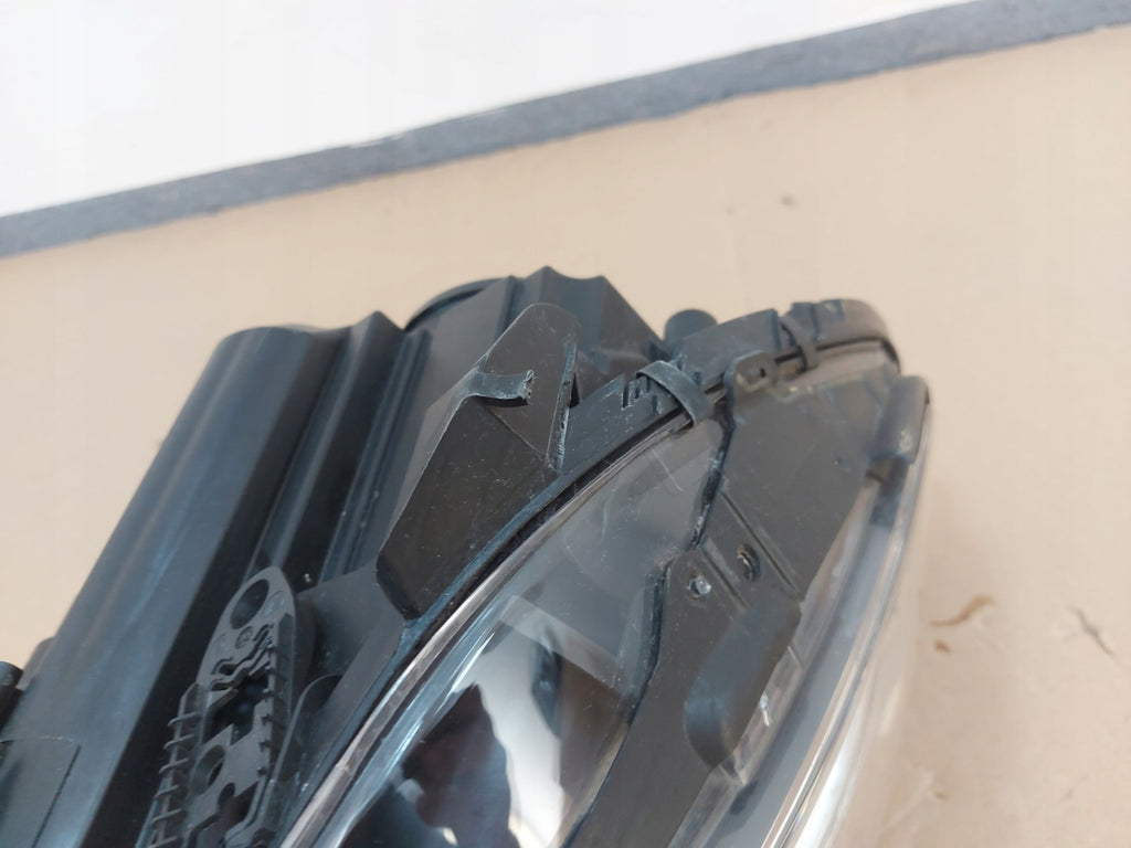 Frontscheinwerfer Mercedes-Benz W246 A2468207261 Xenon Rechts Headlight SCH3200472239xb