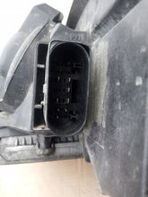 Load image into Gallery viewer, Frontscheinwerfer Audi A4 B7 8E0941030BP Rechts Scheinwerfer Headlight SCH8180346947rn