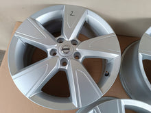 Laden Sie das Bild in den Galerie-Viewer, 1x Alufelge 17 Zoll 7.5" 5x108 50 5ET 31680565 Volvo Rim Wheel FEL3044623534hk