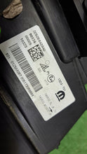 Laden Sie das Bild in den Galerie-Viewer, Frontscheinwerfer Alfa Romeo 00505643990 Ein Satz Scheinwerfer Headlight SCH1711616426wg