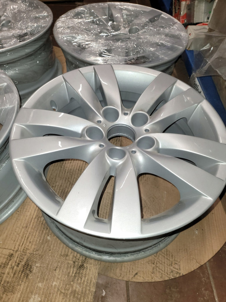 4x Alufelge 17 Zoll 8.5" 5x120 37ET Glanz Silber 6775599-14 BMW Rim Wheel FEL3299865539jt