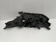 Laden Sie das Bild in den Galerie-Viewer, Frontscheinwerfer Toyota 4 Yaris KO-8EU Rechts Scheinwerfer Headlight