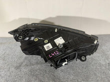 Laden Sie das Bild in den Galerie-Viewer, Frontscheinwerfer Mercedes-Benz W206 A2069063903 Links Scheinwerfer Headlight SCH1599465170jo