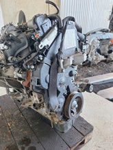 Laden Sie das Bild in den Galerie-Viewer, Motor Peugeot 3008 9H05 DV6C 1.6 EHDI 114PS Diesel Engine Unkomplett