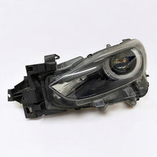 Laden Sie das Bild in den Galerie-Viewer, Frontscheinwerfer Mazda 3 Bn BSP5-51040 LED Links Scheinwerfer Headlight