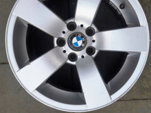 Load image into Gallery viewer, 1x Alufelge 17 Zoll 8.0" 5x120 20ET Glanz Schwarz 6760615 BMW 5 E60 E61 FEL7539278201uz