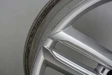 Laden Sie das Bild in den Galerie-Viewer, 1x Alufelge 20 Zoll 8.5&quot; 5x112 43ET Glanz Silber 4G9601025G Audi Rim Wheel