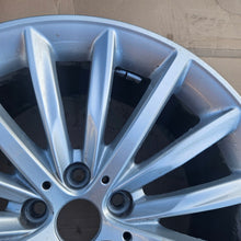 Load image into Gallery viewer, 1x Alufelge 19 Zoll 9.0" 5x112 44ET Glanz Silber 6874439 BMW 5 G31 G30 Rim Wheel FEL4480545610es