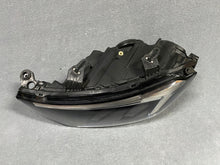Load image into Gallery viewer, Frontscheinwerfer Audi A1 82A941033D LED Links Scheinwerfer Headlight