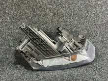 Load image into Gallery viewer, Frontscheinwerfer Audi Q3 8U0941003M Links Scheinwerfer Headlight