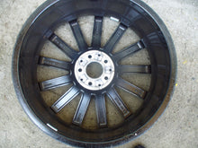 Laden Sie das Bild in den Galerie-Viewer, 1x Alufelge 20 Zoll 8.0" 5x112 48ET A2474011600 Mercedes-Benz Glb X247 Rim Wheel FEL2235101106qc