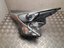 Laden Sie das Bild in den Galerie-Viewer, Frontscheinwerfer Toyota Prius 81145-47691 Rechts Scheinwerfer Headlight SCH1076760500qt
