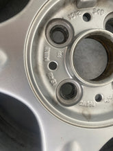 Load image into Gallery viewer, 1x Alufelge 16 Zoll 6.5" 4x100 48ET Glanz Silber Mini R50 Rim Wheel FEL6147550084rn