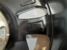 Laden Sie das Bild in den Galerie-Viewer, 1x Alufelge 17 Zoll 7.0" 5x114.3 53ET Glanz 52910-G4720 Hyundai I30 Mg Rim Wheel FEL3037541704am