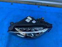 Laden Sie das Bild in den Galerie-Viewer, Frontscheinwerfer Mercedes-Benz A2059063704 030128423501 LED Links Headlight SCH9544542060za